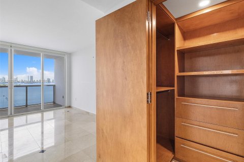 Copropriété à louer à Miami Beach, Floride: 2 chambres, 104.05 m2 № 1345872 - photo 25