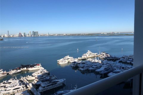 Condominio en alquiler en Miami Beach, Florida, 2 dormitorios, 104.05 m2 № 1345872 - foto 7