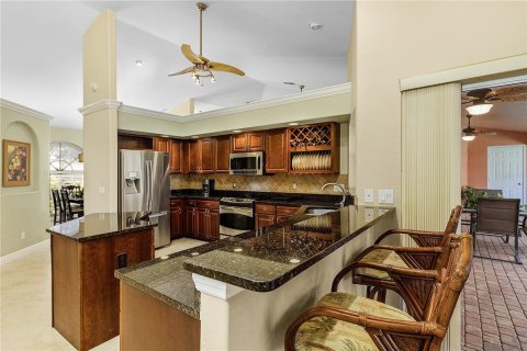 Villa ou maison à vendre à Cape Coral, Floride: 4 chambres, 230.86 m2 № 577746 - photo 6