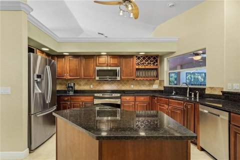 Casa en venta en Cape Coral, Florida, 4 dormitorios, 230.86 m2 № 577746 - foto 5