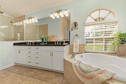 Casa en venta en Cape Coral, Florida, 4 dormitorios, 230.86 m2 № 577746 - foto 14
