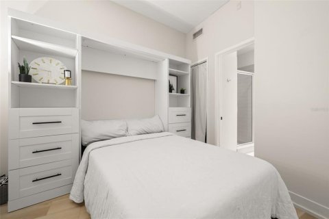 Condominio en venta en Tampa, Florida, 2 dormitorios, 105.35 m2 № 1089189 - foto 17