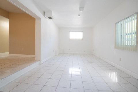 Casa en venta en Orlando, Florida, 3 dormitorios, 111.2 m2 № 838497 - foto 23