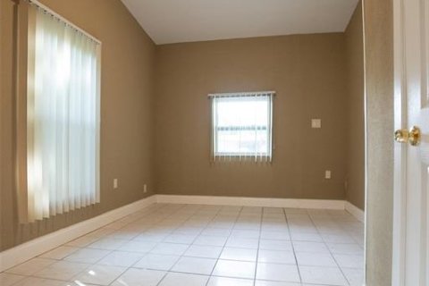 Casa en venta en Orlando, Florida, 3 dormitorios, 111.2 m2 № 838497 - foto 15