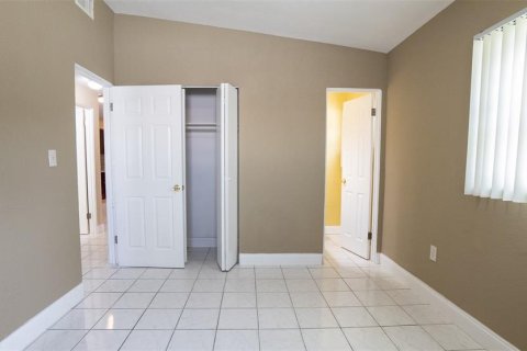 Casa en venta en Orlando, Florida, 3 dormitorios, 111.2 m2 № 838497 - foto 18