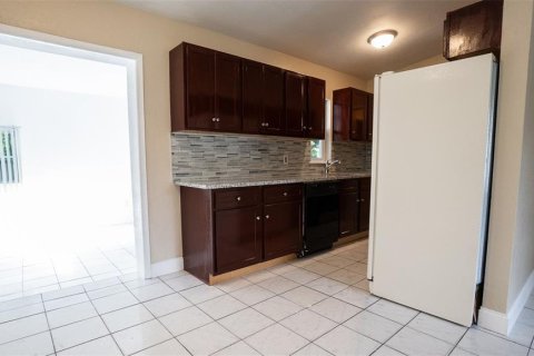 Casa en venta en Orlando, Florida, 3 dormitorios, 111.2 m2 № 838497 - foto 8