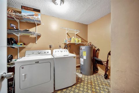 Touwnhouse à vendre à Lauderhill, Floride: 3 chambres, 195.09 m2 № 1280873 - photo 30