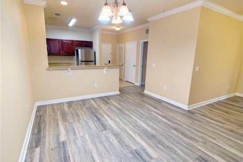 Condo in Davenport, Florida, 3 bedrooms  № 1335073 - photo 8