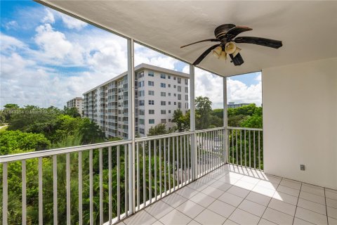 Copropriété à vendre à Pompano Beach, Floride: 3 chambres, 129.13 m2 № 1355279 - photo 8