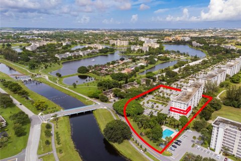 Copropriété à vendre à Pompano Beach, Floride: 3 chambres, 129.13 m2 № 1355279 - photo 30