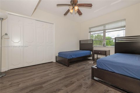 Copropriété à vendre à Pompano Beach, Floride: 3 chambres, 129.13 m2 № 1355279 - photo 23