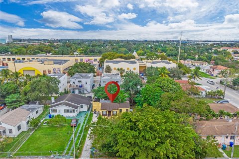 Villa ou maison à vendre à Miami, Floride: 2 chambres, 108.23 m2 № 965592 - photo 4