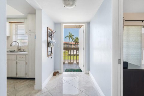Condominio en venta en North Palm Beach, Florida, 2 dormitorios, 82.31 m2 № 1118997 - foto 28