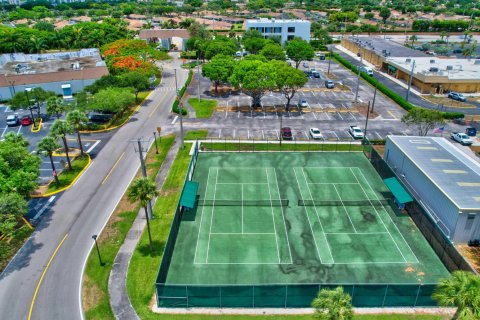 Condo in Delray Beach, Florida, 2 bedrooms  № 1189592 - photo 13