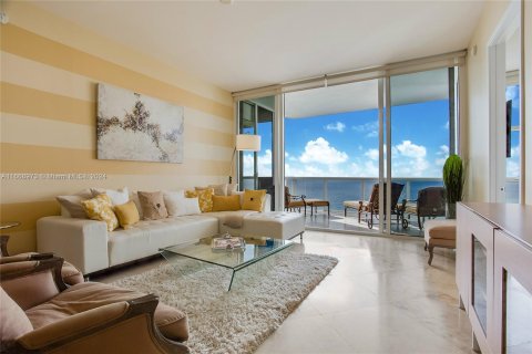 Condo in Sunny Isles Beach, Florida, 2 bedrooms  № 1385848 - photo 6