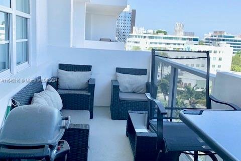 Condominio en venta en Miami Beach, Florida, 1 dormitorio, 82.68 m2 № 1328917 - foto 7