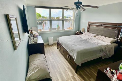 Copropriété à vendre à Pompano Beach, Floride: 2 chambres, 98.94 m2 № 1310900 - photo 14