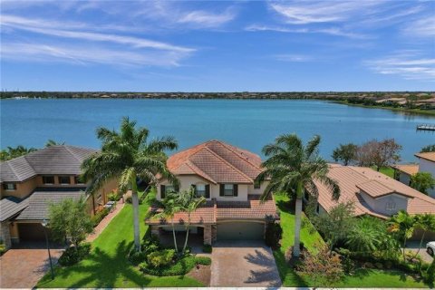 Villa ou maison à vendre à Parkland, Floride: 5 chambres, 375.98 m2 № 970655 - photo 2