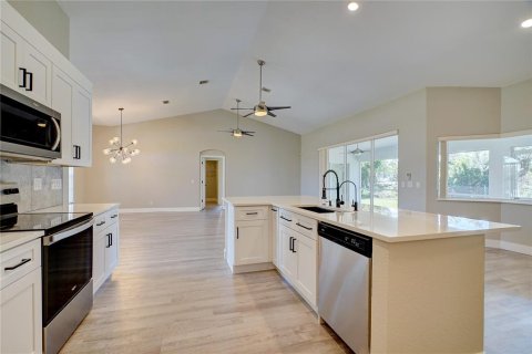 Casa en venta en North Port, Florida, 3 dormitorios, 175.77 m2 № 1112798 - foto 3