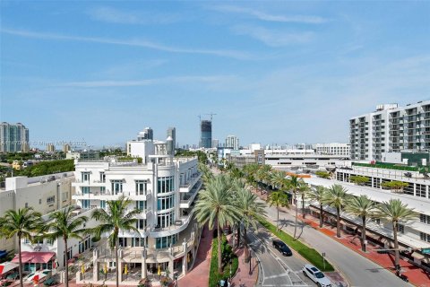 Condo in Miami Beach, Florida, 1 bedroom  № 781628 - photo 8