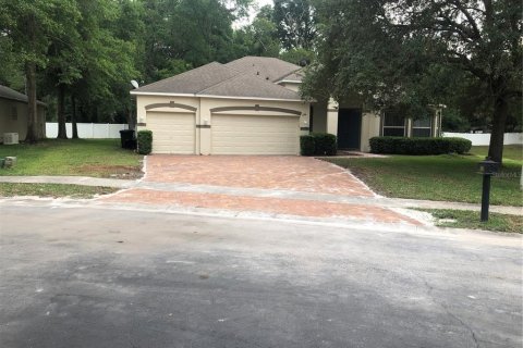 House in Altamonte Springs, Florida 4 bedrooms, 272.58 sq.m. № 1351149 - photo 1