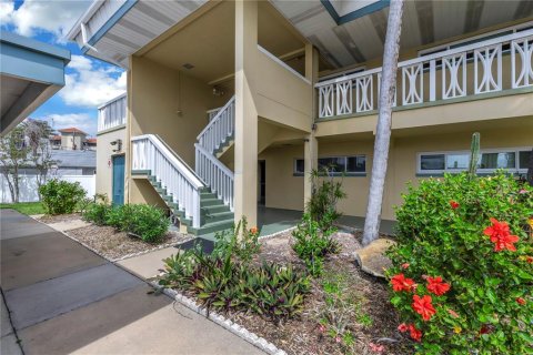 Copropriété à vendre à Clearwater, Floride: 2 chambres, 148.27 m2 № 1258712 - photo 2