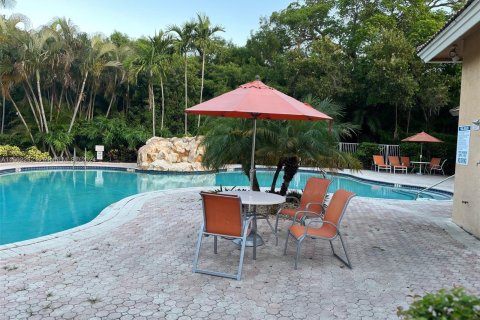 Copropriété à vendre à Coconut Creek, Floride: 2 chambres, 94.3 m2 № 1221009 - photo 15