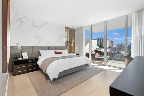 Condominio en venta en Miami Beach, Florida, 3 dormitorios, 197.05 m2 № 1013680 - foto 17
