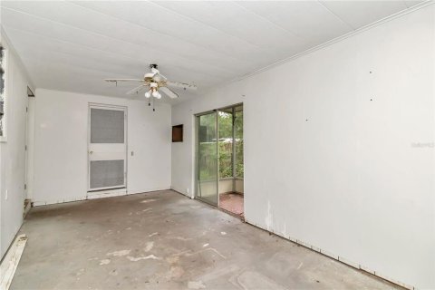 House in Ocala, Florida 3 bedrooms, 109.9 sq.m. № 1300108 - photo 5