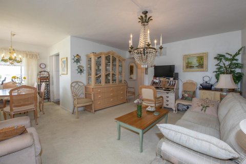 Copropriété à vendre à Lake Worth, Floride: 2 chambres, 83.05 m2 № 390821 - photo 15