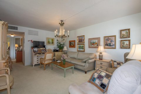 Copropriété à vendre à Lake Worth, Floride: 2 chambres, 83.05 m2 № 390821 - photo 16
