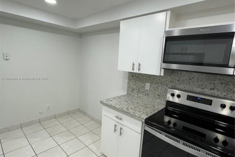 Apartment in Weston, Florida 2 bedrooms, 114.73 sq.m. № 1386252 - photo 12