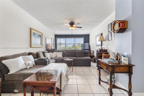 Apartment in Fort Lauderdale, Florida 1 bedroom, 65.96 sq.m. № 1385779 - photo 12