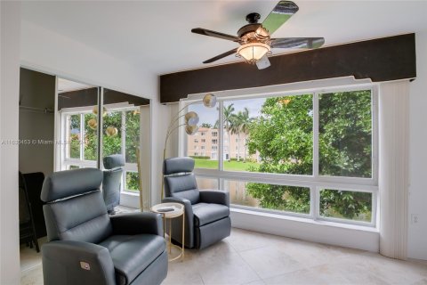 Condo in Boynton Beach, Florida, 3 bedrooms  № 1310609 - photo 17