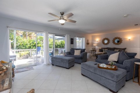 Condominio en venta en Hutchinson Island South, Florida, 3 dormitorios, 169.83 m2 № 839842 - foto 28