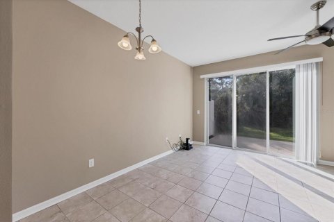 Touwnhouse à vendre à Riverview, Floride: 3 chambres, 130.06 m2 № 1389322 - photo 12