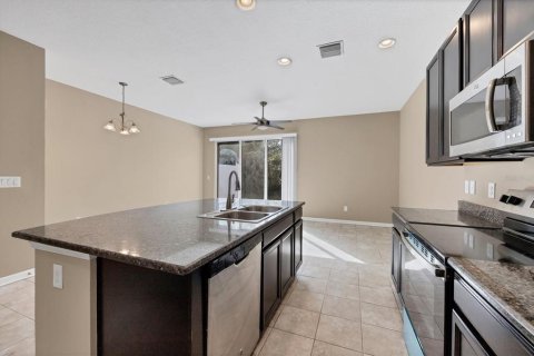 Touwnhouse à vendre à Riverview, Floride: 3 chambres, 130.06 m2 № 1389322 - photo 6