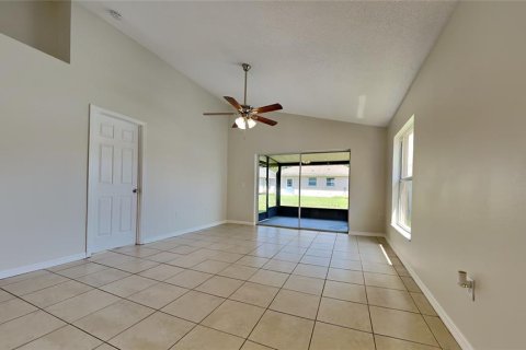 House in Kissimmee, Florida 3 bedrooms, 119.29 sq.m. № 1322603 - photo 2