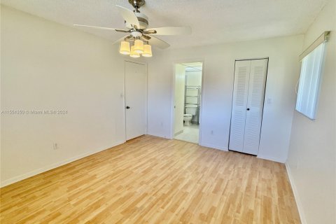 Copropriété à vendre à Tamarac, Floride: 2 chambres, 76.83 m2 № 1077908 - photo 24