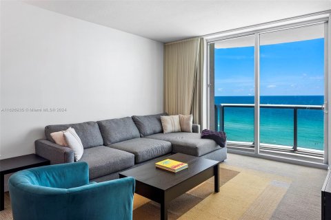 Condo in Sunny Isles Beach, Florida, 2 bedrooms  № 1280938 - photo 3