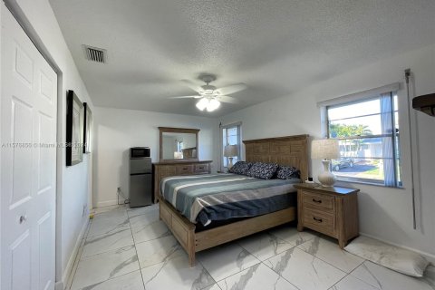 Touwnhouse à vendre à Cutler Bay, Floride: 3 chambres, 115.2 m2 № 1146522 - photo 9