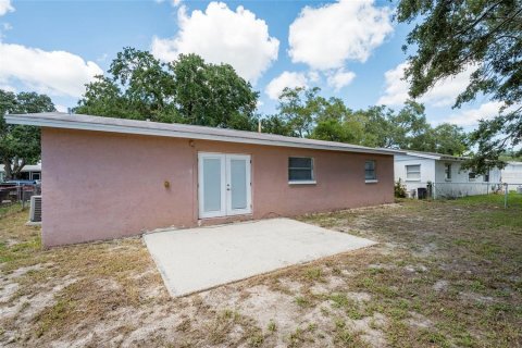 House in Largo, Florida 3 bedrooms, 124.4 sq.m. № 1383862 - photo 29