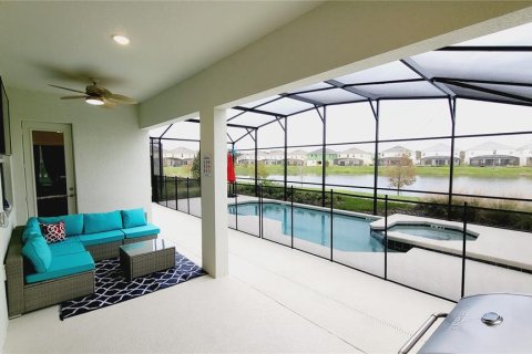 House in STOREY LAKE in Kissimmee, Florida 8 bedrooms, 398.46 sq.m. № 1383329 - photo 9