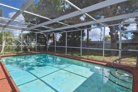 House in Venice, Florida 4 bedrooms, 158.49 sq.m. № 1392617 - photo 18