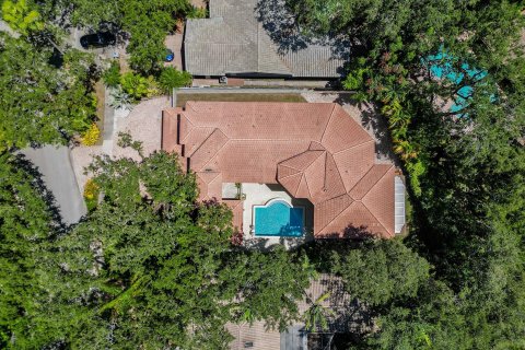 Casa en venta en Hollywood, Florida, 6 dormitorios, 485.32 m2 № 705599 - foto 7