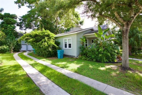 Commercial property in Orlando, Florida 4 bedrooms, 240.25 sq.m. № 1286674 - photo 5