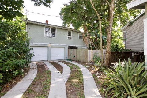 Commercial property in Orlando, Florida 4 bedrooms, 240.25 sq.m. № 1286674 - photo 9