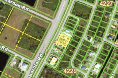 Commercial property in Port Charlotte, Florida 144.93 sq.m. № 727612 - photo 4