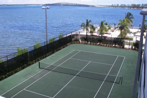 Condominio en venta en Miami, Florida, 1 dormitorio, 73.49 m2 № 1428550 - foto 26