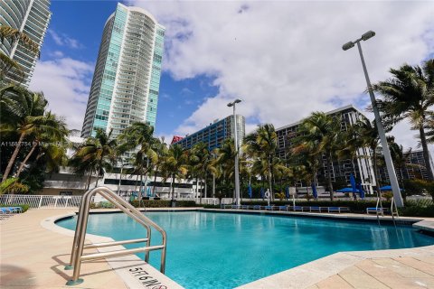 Condominio en venta en Miami, Florida, 1 dormitorio, 73.49 m2 № 1428550 - foto 21